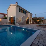 Vila Ivo Zadarvillas