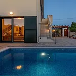 Vila Ivo Zadarvillas Vinjerac