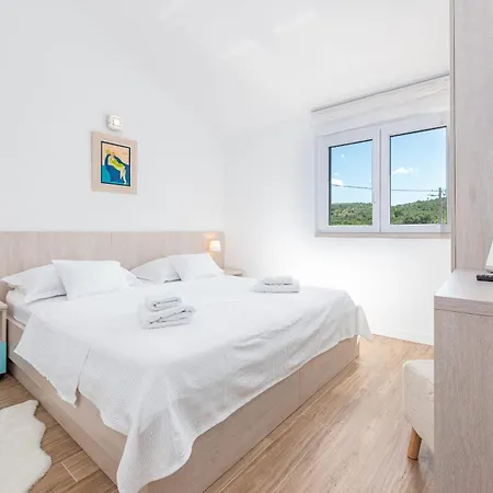 Ivo Zadarvillas Villa
