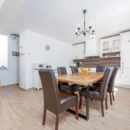 Villa Ivo Zadarvillas *