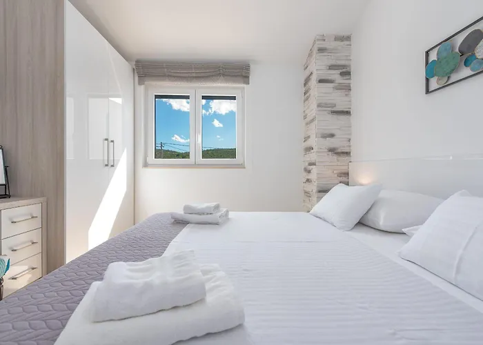 Ivo Zadarvillas * Виньерац